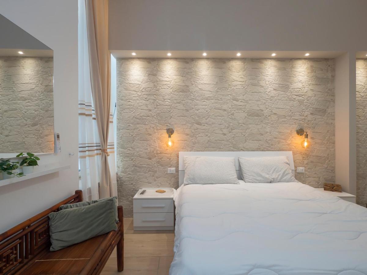 Апартаменты White Loft Near Duomo Orti 14 Милан Экстерьер фото
