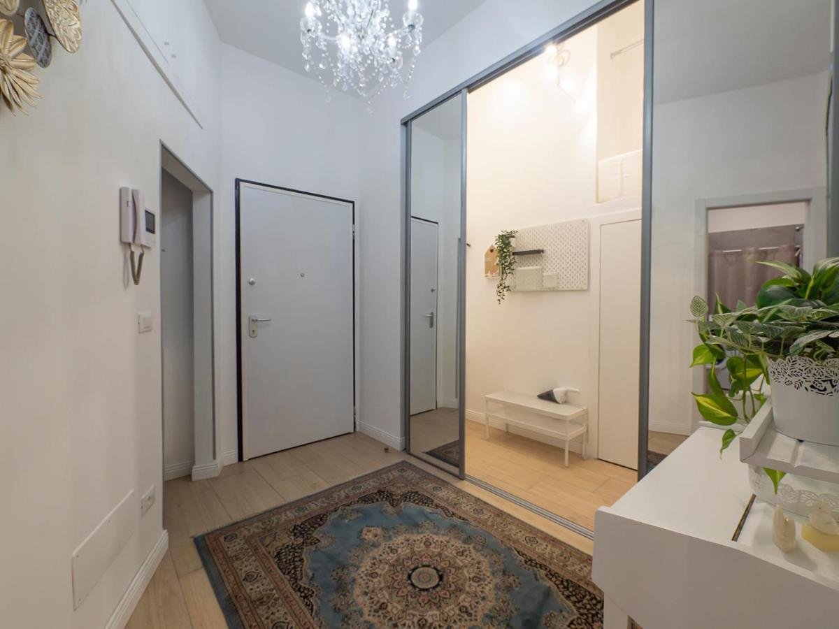Апартаменты White Loft Near Duomo Orti 14 Милан Экстерьер фото