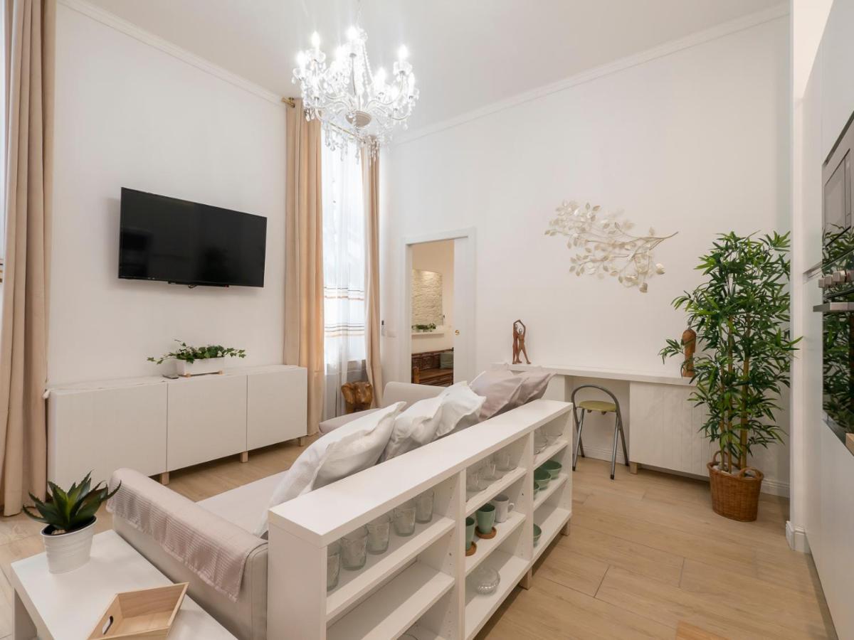 Апартаменты White Loft Near Duomo Orti 14 Милан Экстерьер фото