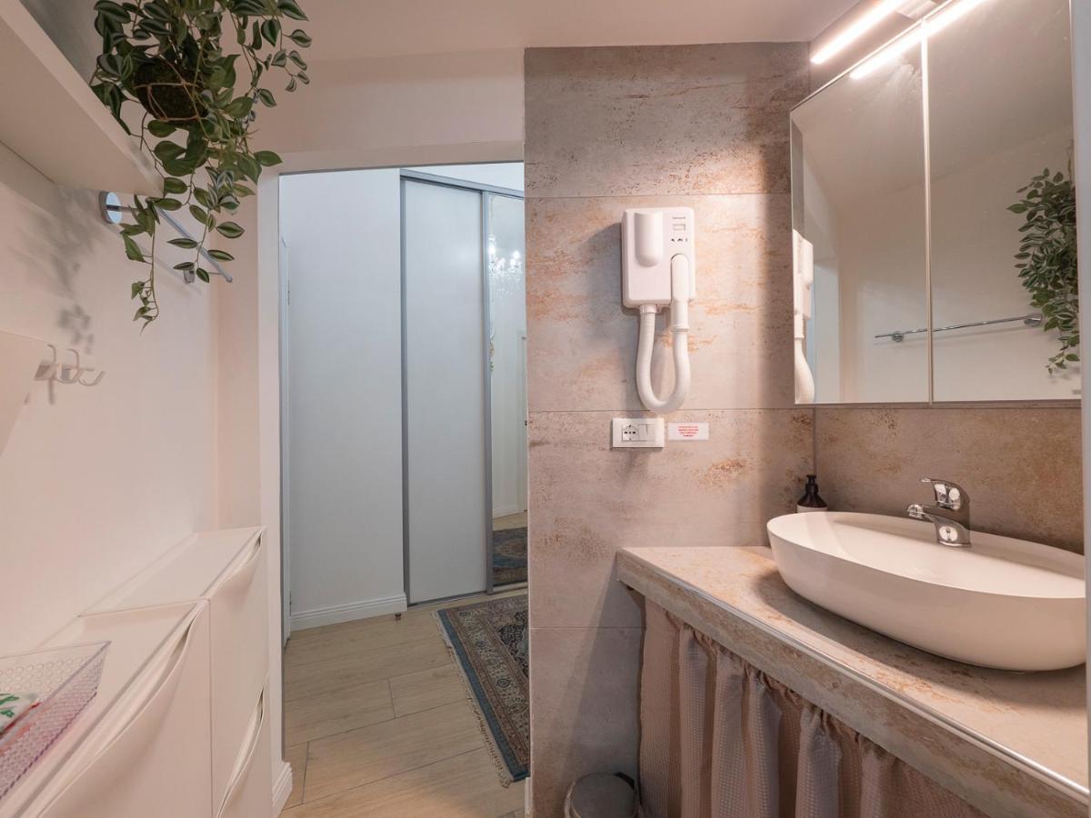 Апартаменты White Loft Near Duomo Orti 14 Милан Экстерьер фото